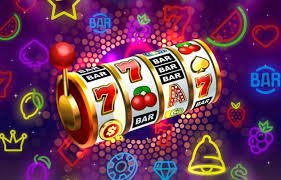 Platform kristalpoker menampilkan pasar Liga 1 dan opsi pembayaran DANA, OVO, GoPay yang terintegrasi